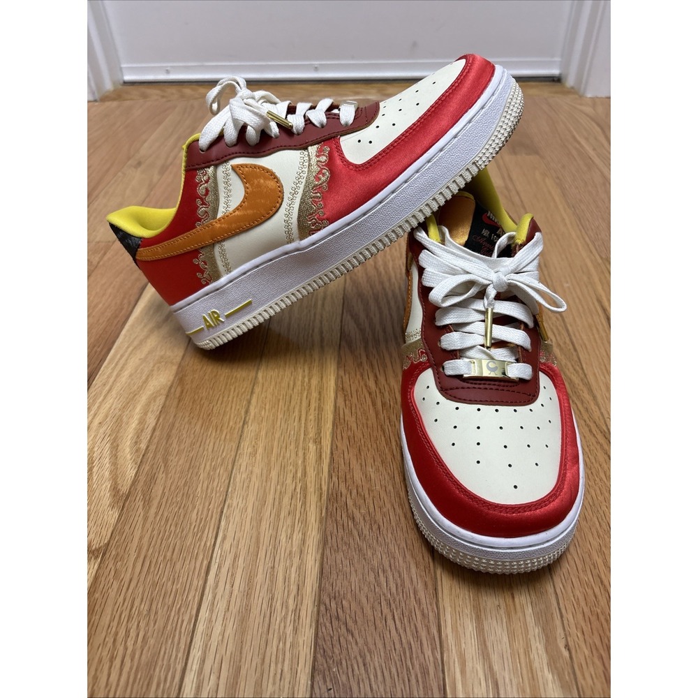 Size 8 - Nike Air Force 1 '07 LV8 Little Accra